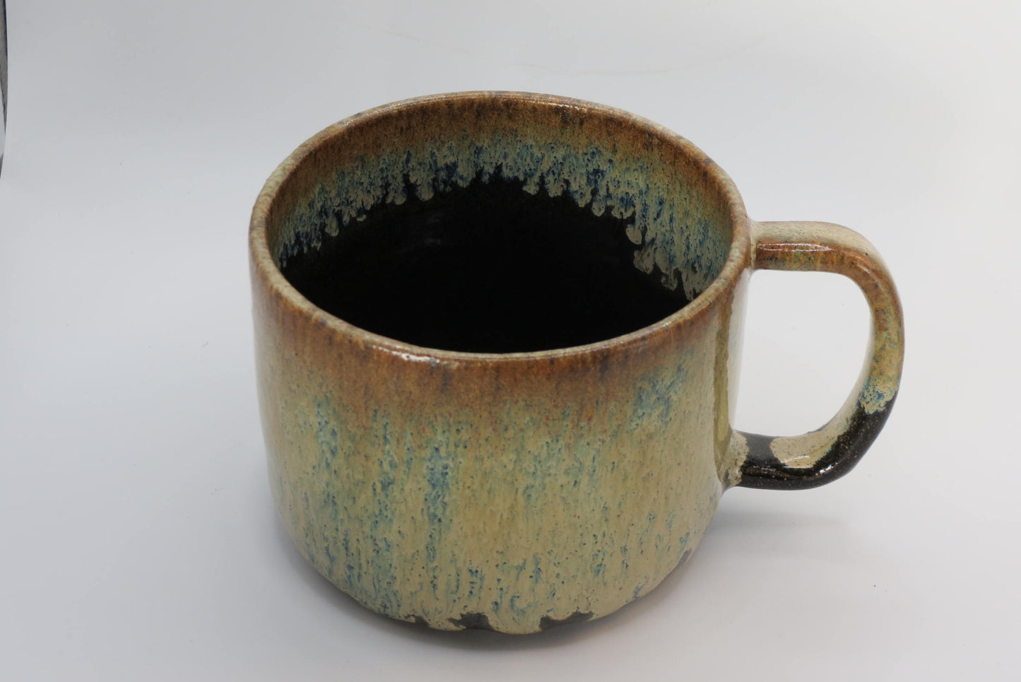 Cream Drip Coffee Mug